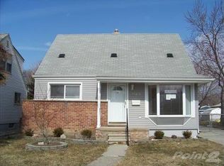 28362 Maplewood St, Garden City, MI 48135