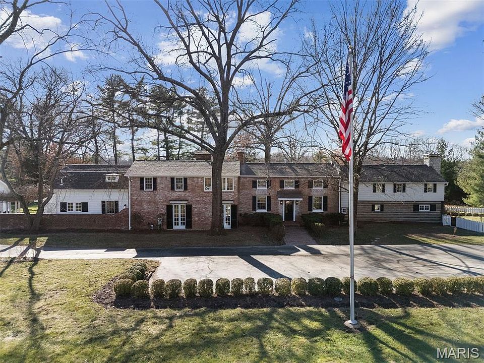 1st image of 9928 Litzsinger Rd