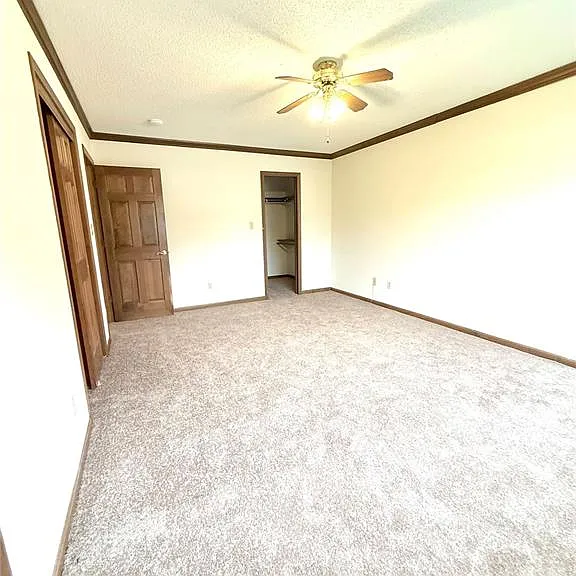 3239 Fielding Ln — Photo 32