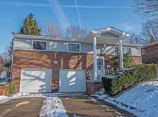 45 Corbett Dr, Irwin, PA