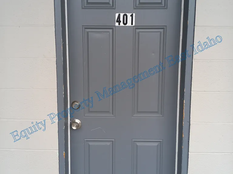 1335 S 5th Ave — Photo 48