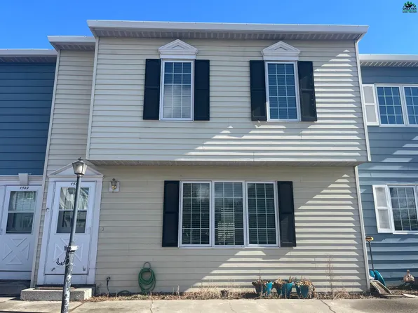 1585 Gillam Way, Fairbanks, AK 99701