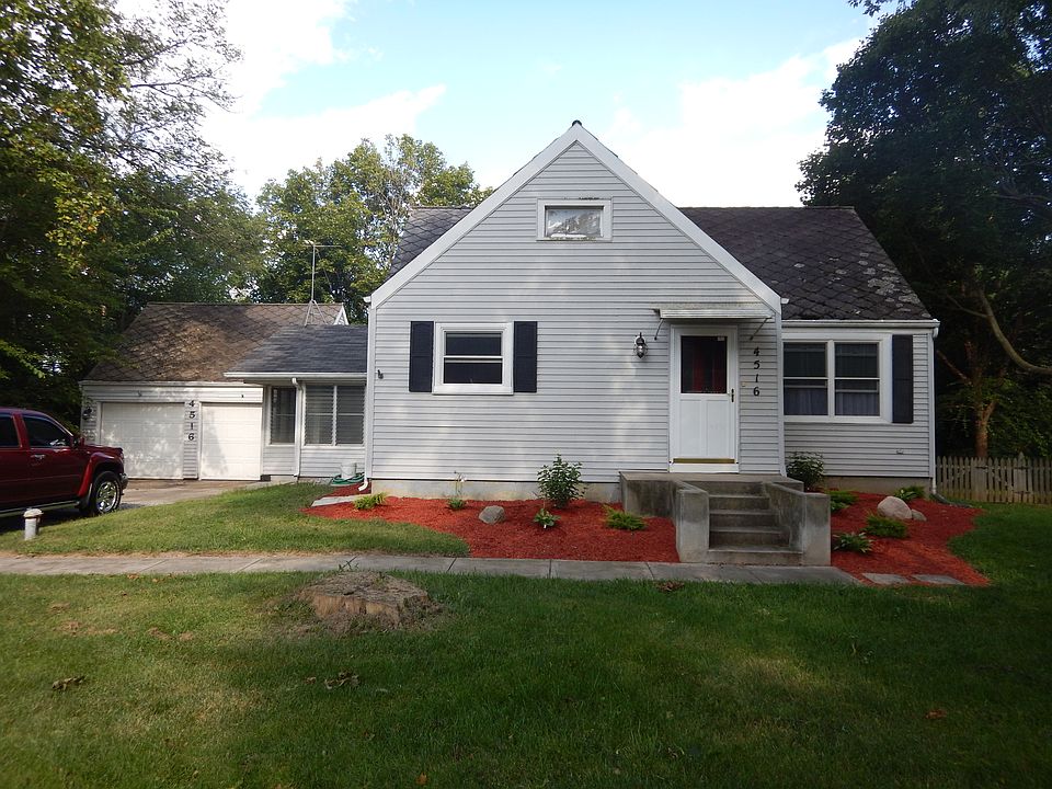 Front of house facing west