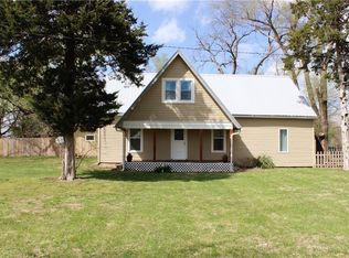 12400 SW Bluff Rd, Rushville, MO 64484