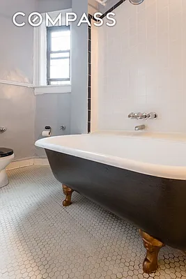 Rented by Compass | media 30