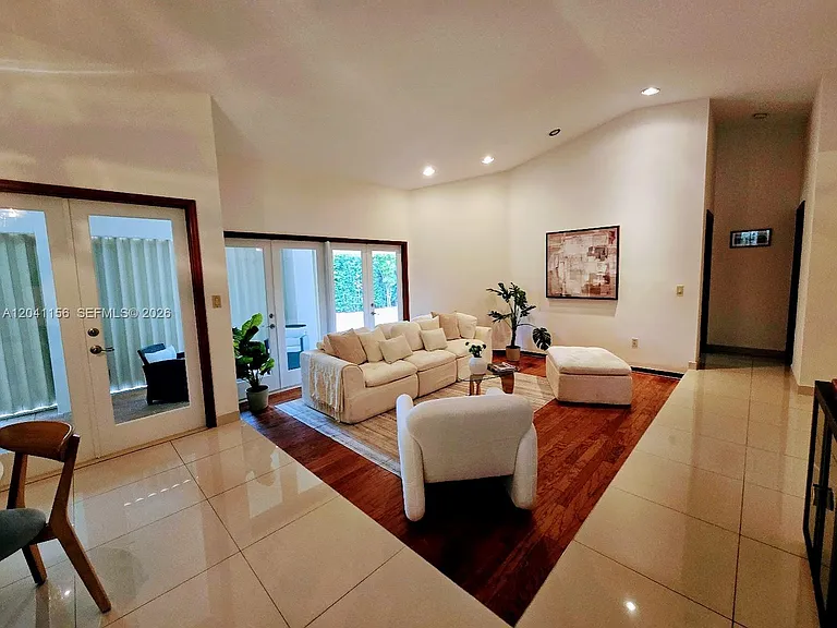 15630 SW 46th Ter — Photo 9