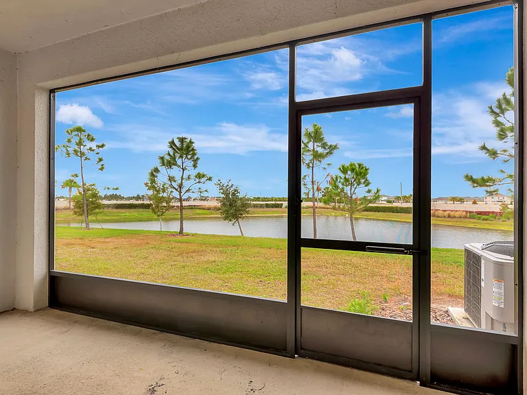 136 Mangrove Shade Cir — Photo 18