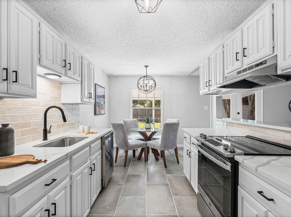 Home for Sale in Grand Prairie TX