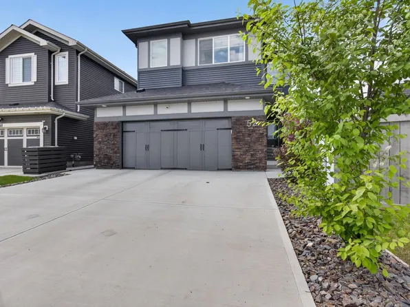 52 Aberdeen Cres, Strathcona County, AB T8H 1W7