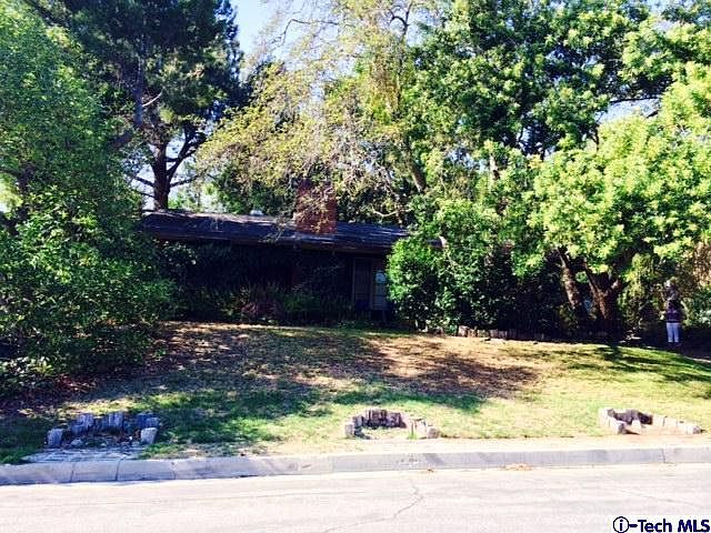 2nd image of 2521 Janet Lee Dr