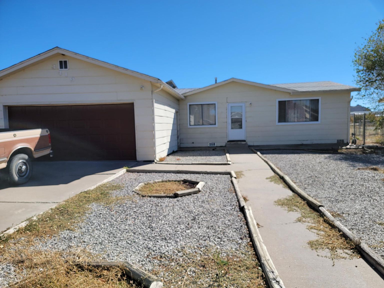 3419 Blue Hill Ave, Gallup, NM 87301 Zillow