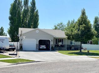 3052 E Springstone Cir, Ammon, ID 83406