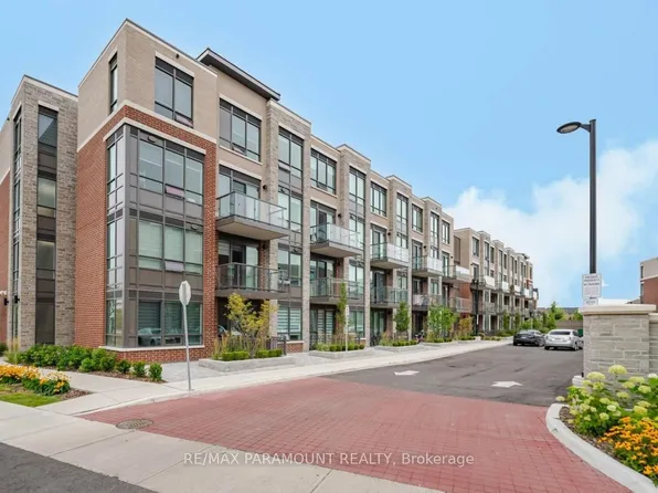 85 Attmar Dr #330, Brampton, ON L6P 2R4