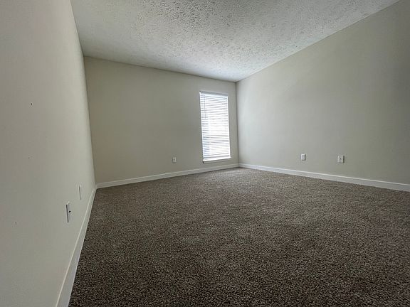 2nd image of 1401 Knight Way #1401