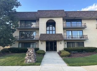 7448 W 153rd St Unit 2, Orland Park, IL