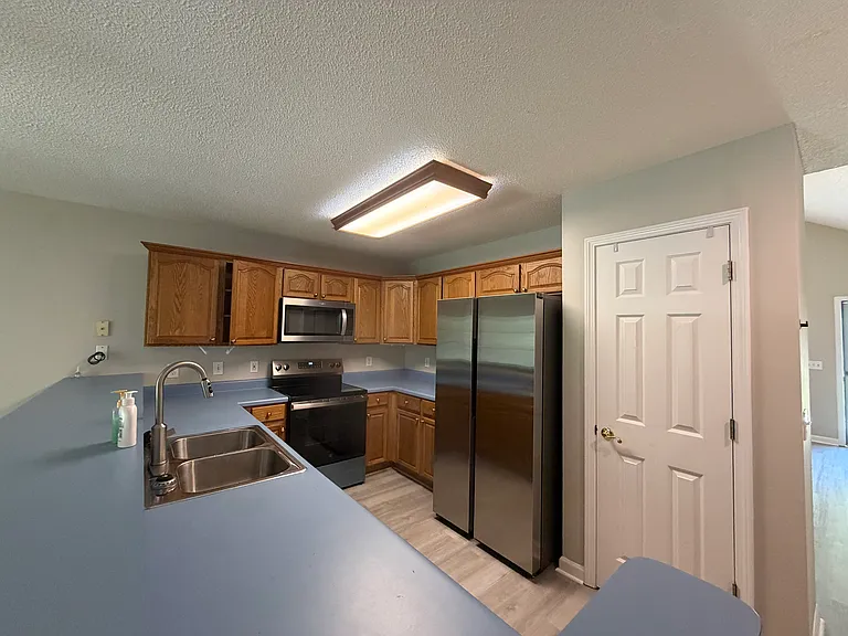 108 Linda Kay Ct — Photo 2