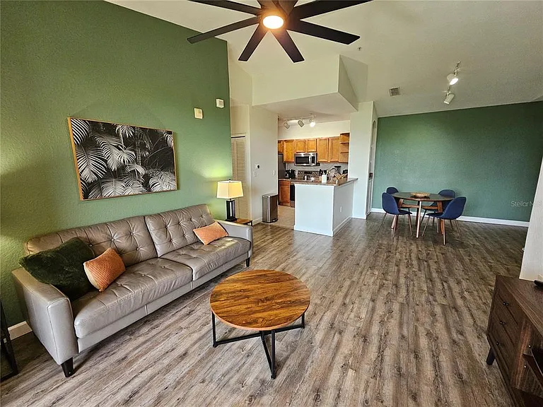 8335 38th Street Cir E #305 — Photo 3