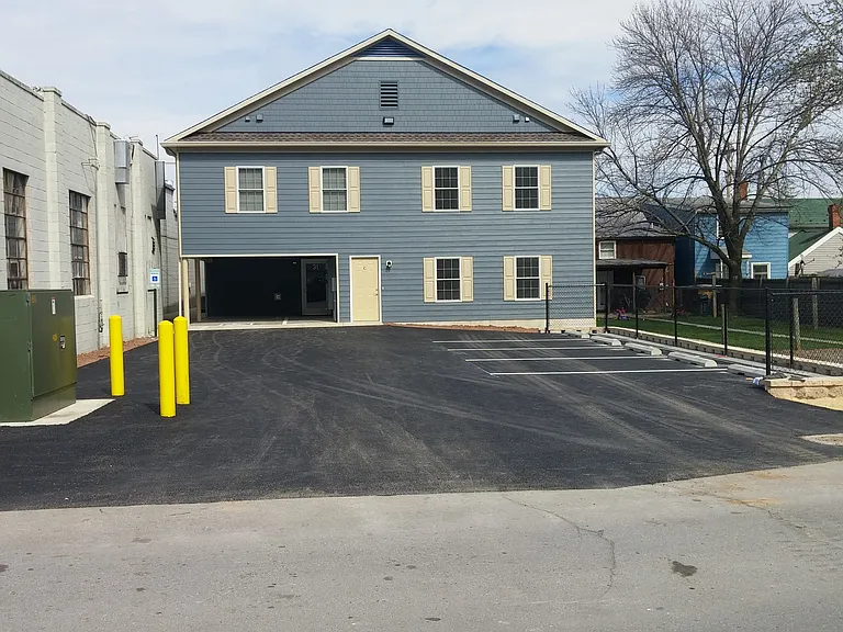 31 Water St #D — Photo 1