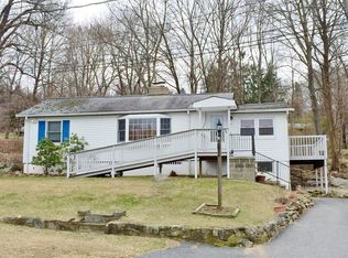 17 Orchard St, Hardyston Twp, NJ 07460