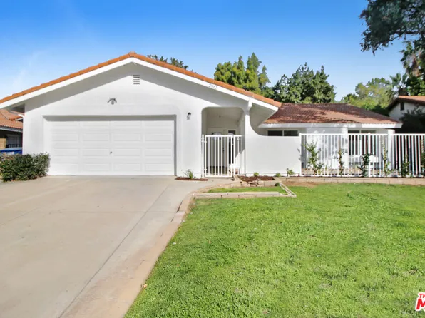 2661 Mercedes Ave, Highland, CA 92346