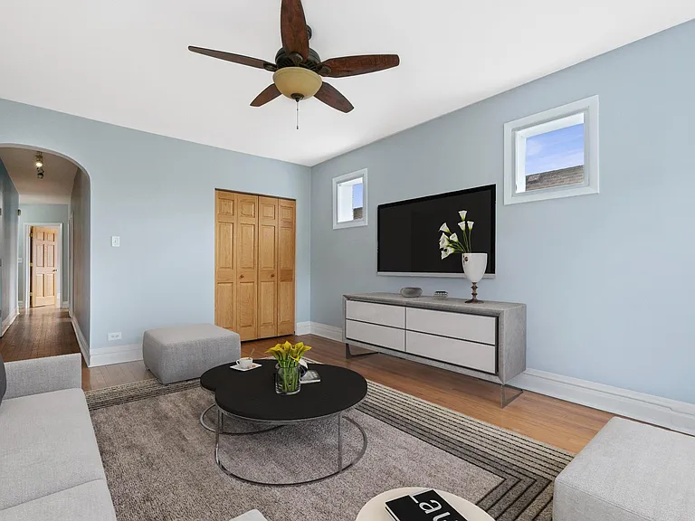 2839 N Sawyer Ave #2S — Photo 6