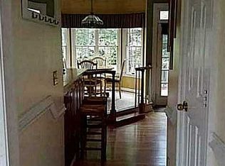 1521 Pine Grove Ln, Chesapeake, VA 23321