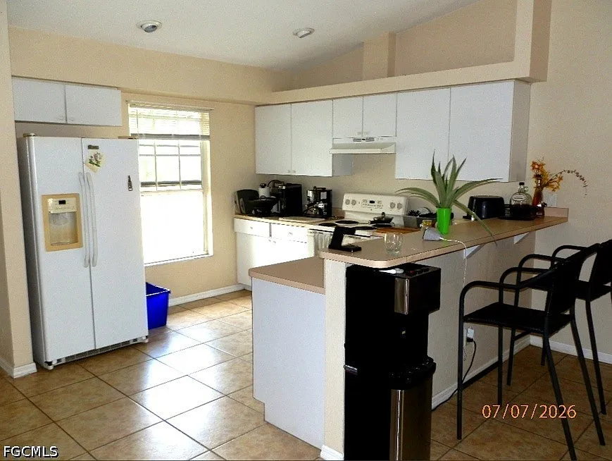 2 bed, 2.0 bath, 995 sqft, $1,350 — Photo 3