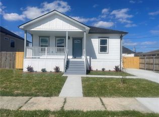 3644 Charles Dr, Chalmette, LA 70043