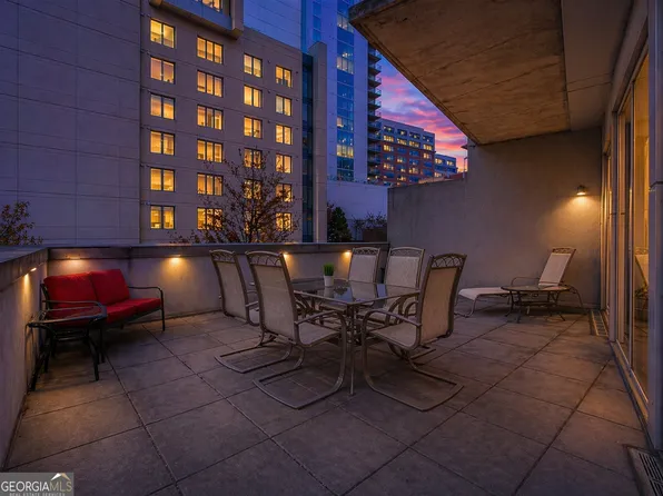 44 Peachtree Pl NW Unit 424, Atlanta, GA 30309