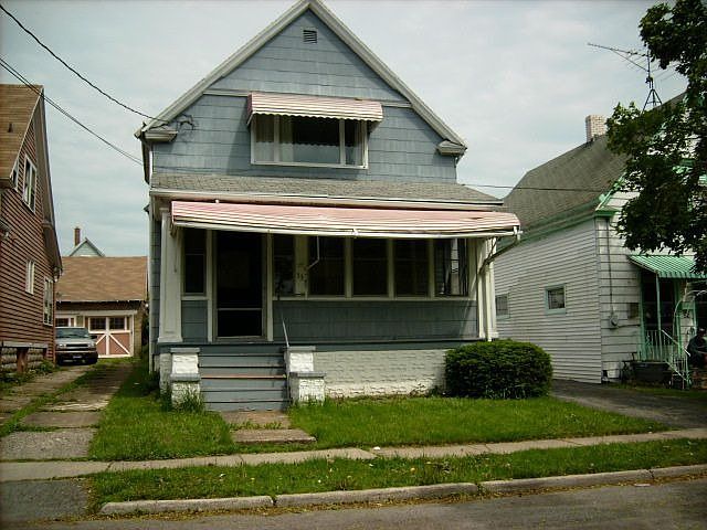 2nd image of 53 Euclid Ave