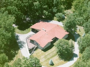 3955 Shoshone Ct, Oxford, MI 48370