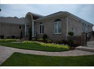 2005 Cove Rd, Virginia Beach, VA 23451