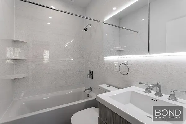 Rented by Bond New York | media 5