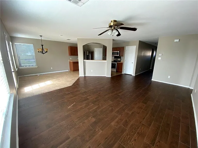 12817 Chime Dr — Photo 7