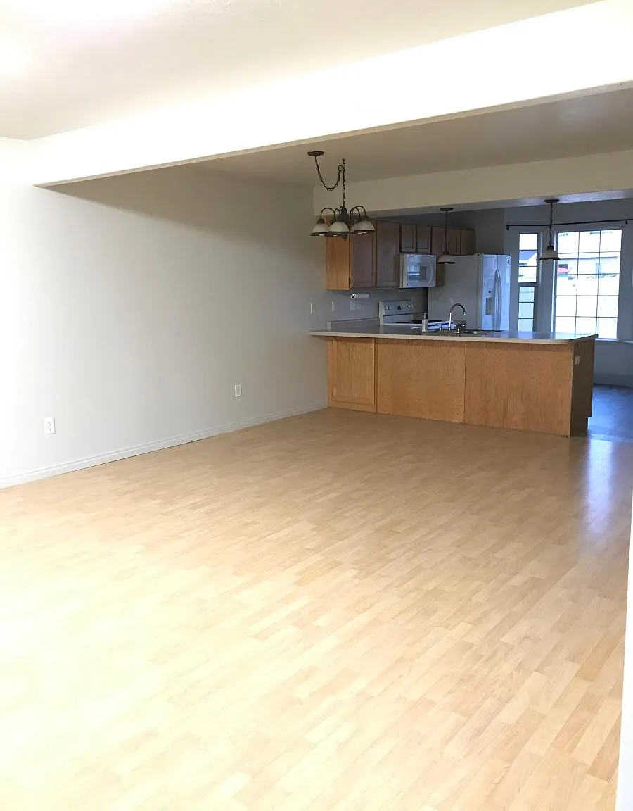 1777 W 910 S — Photo 3