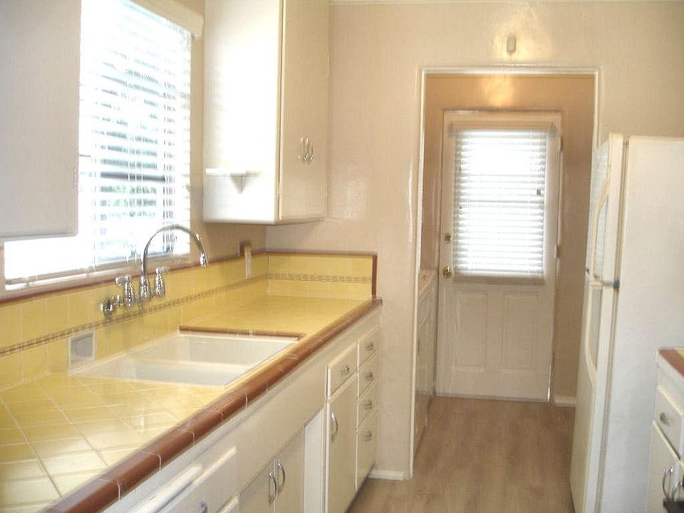 1st image of 1 N Florence St #A