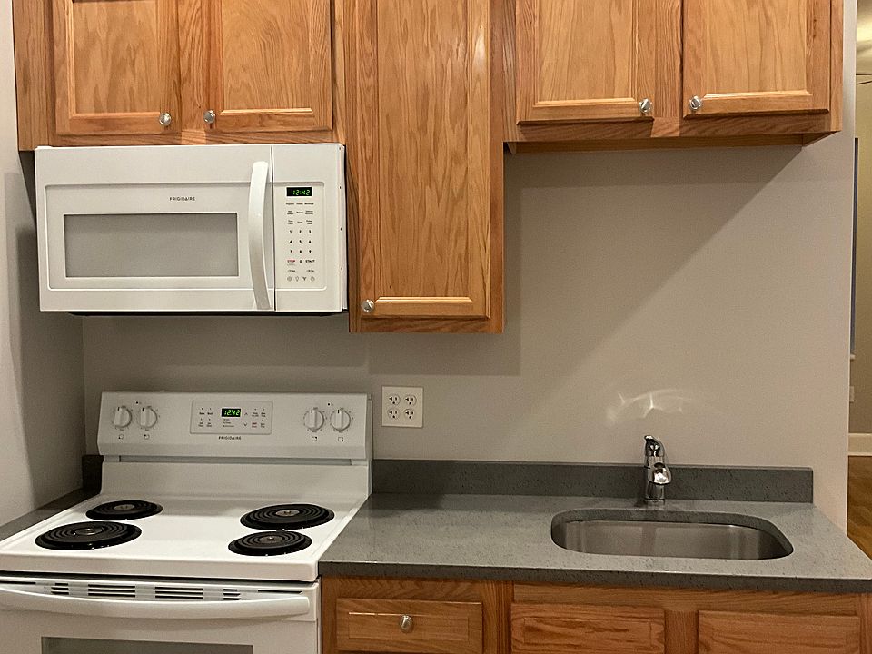 1st image of 1433 Hancock St #209