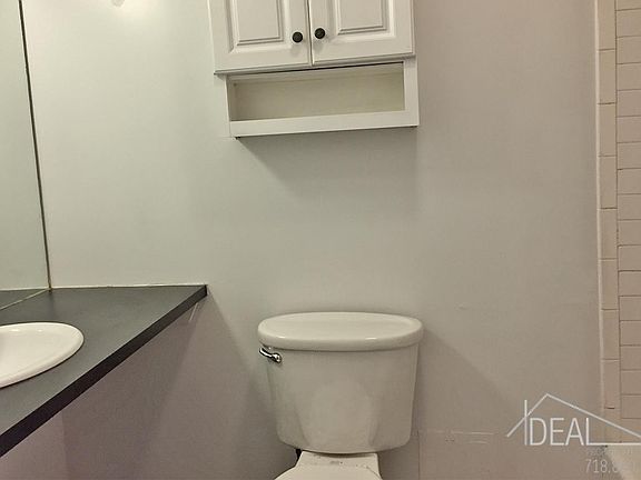 3rd image of 385 Prospect Ave