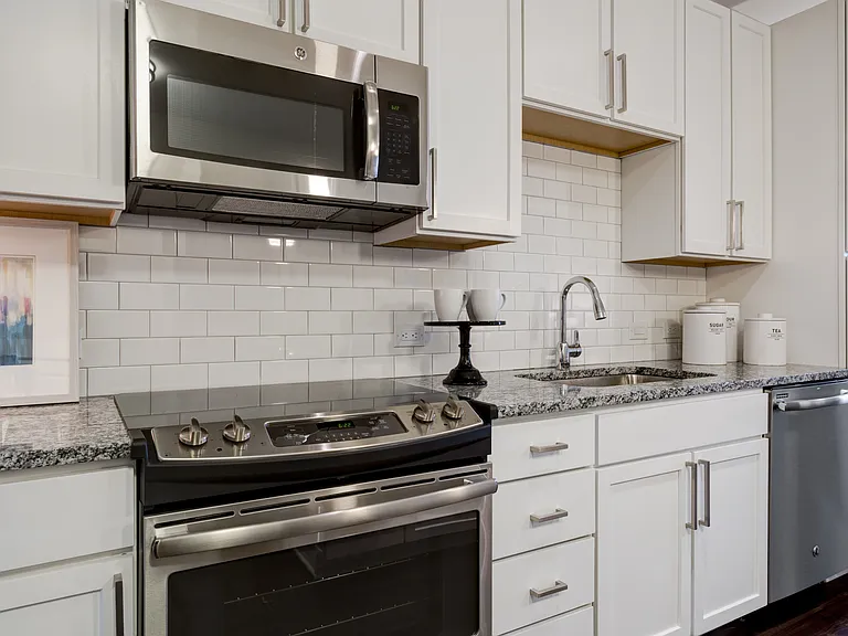 Berkshire Dilworth — Photo 26