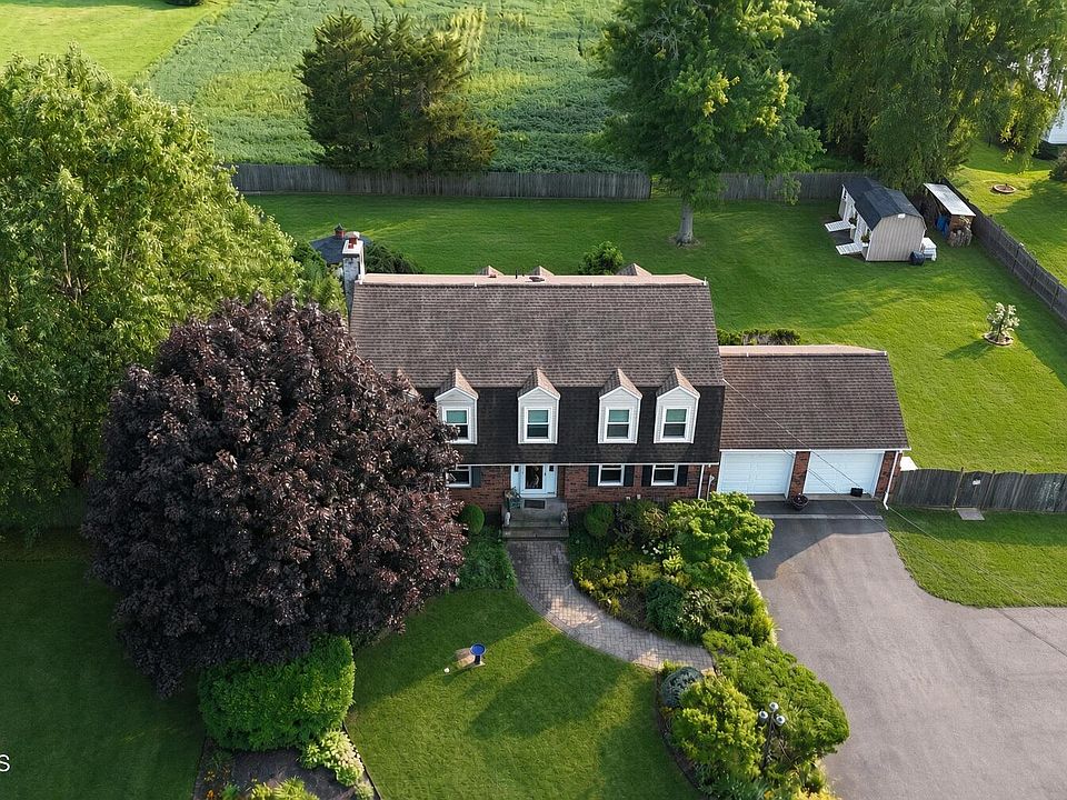 1st image of 106 Chesterfield Jacobstown Road