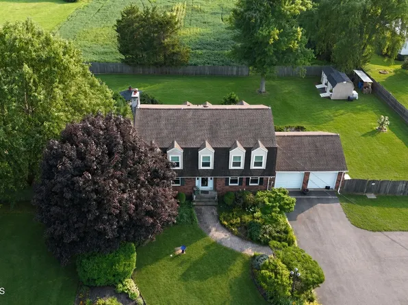 106 Chesterfield Jacobstown Road, Wrightstown, NJ 08562