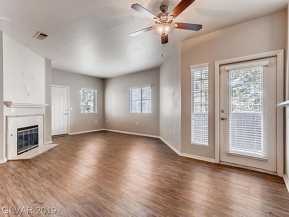 3rd image of 5250 Rainbow Blvd #2140