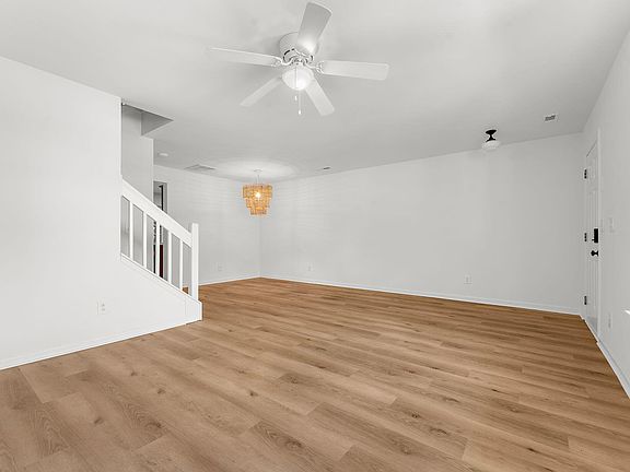 5th image of 357 Kelsey Blvd