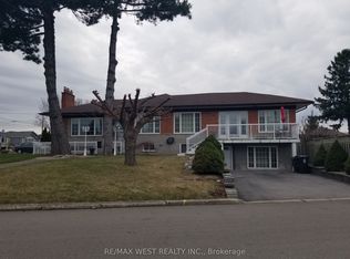 84 Denbigh Cres #5, Toronto, ON M3M 2T5