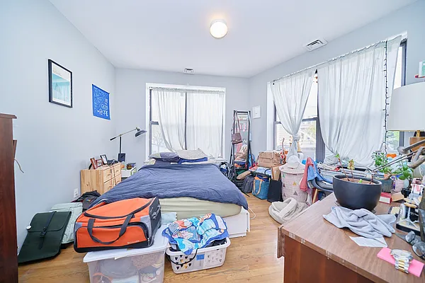 Rented by Living New York | media 8