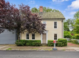 68 Union St, Sag Harbor, NY 11963