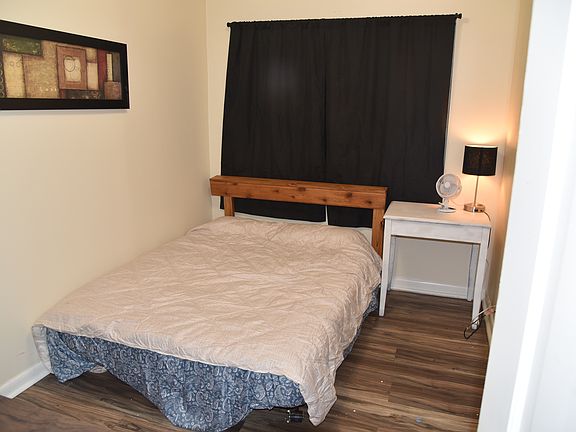 Bedroom 1 $950/Month all utilities included