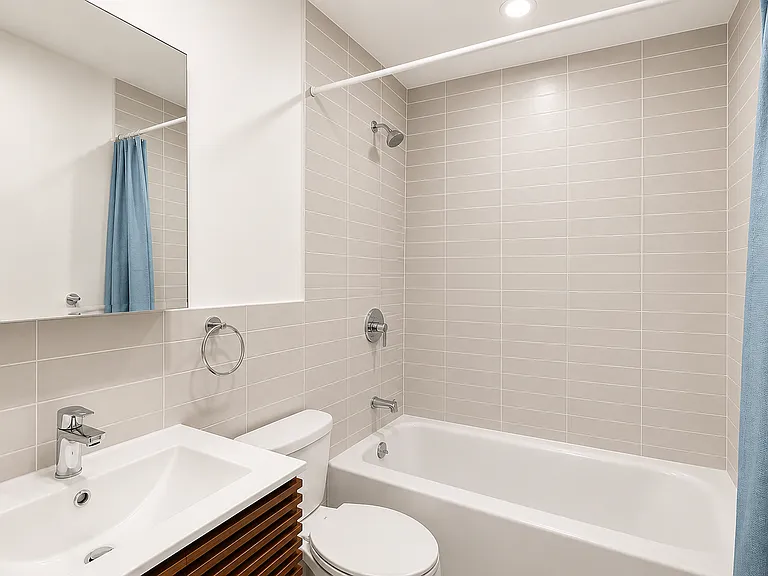 1113 Herkimer St #3 — Photo 6