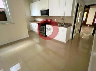 425 Spring St #1, Reading, PA 19601