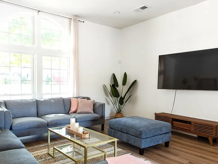 5014 Durango Dr — Photo 5